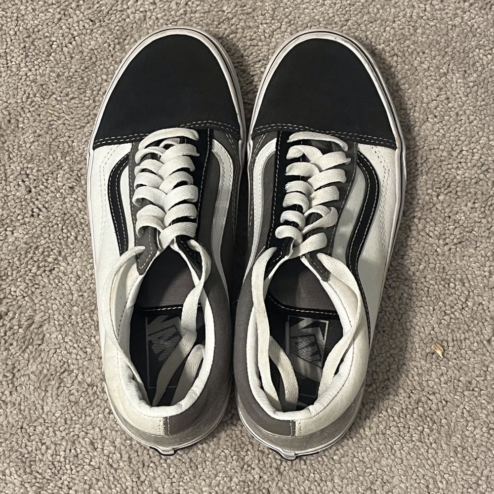 Vans, White/gray/dark gray, US Men 7.5, US Women 9.0.